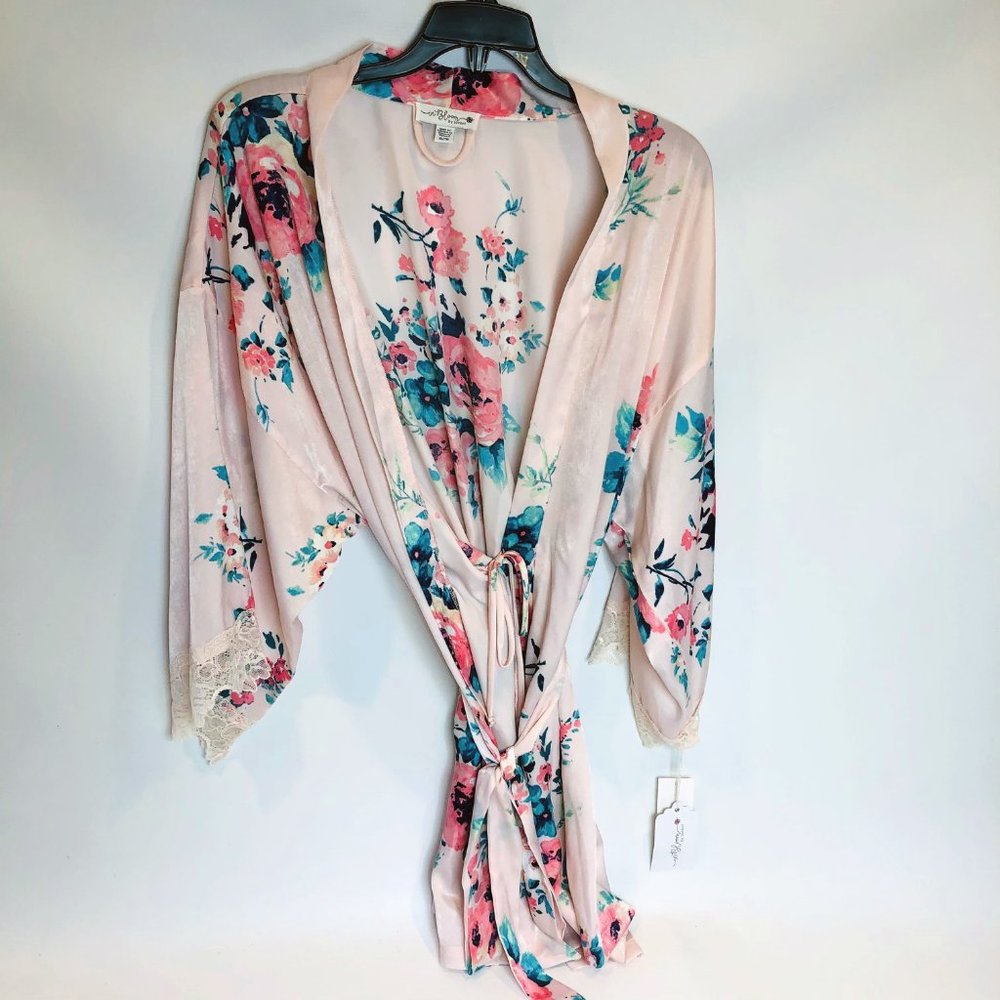 Lace Trim Satin Wrap IN BLOOM BY JONQUIL